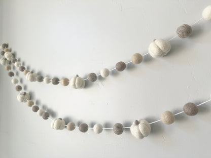 White Pumpkin Garland
