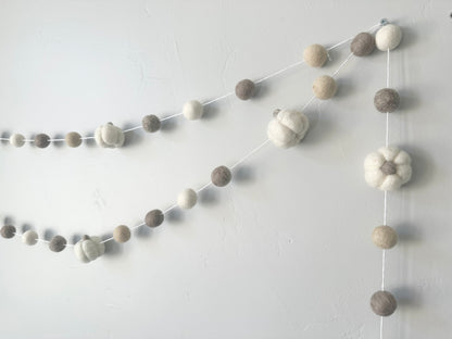 White Pumpkin Garland