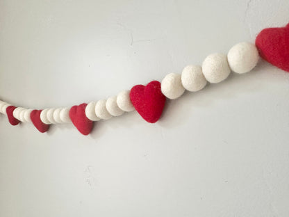 Red & White Heart Garland