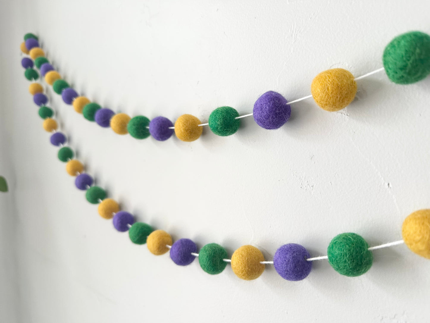Bright Mardi Gras Garland