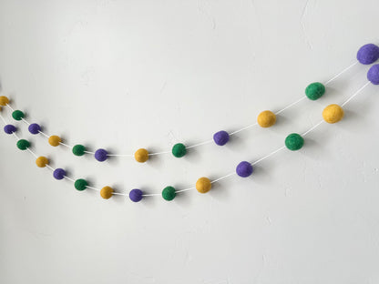 Bright Mardi Gras Garland