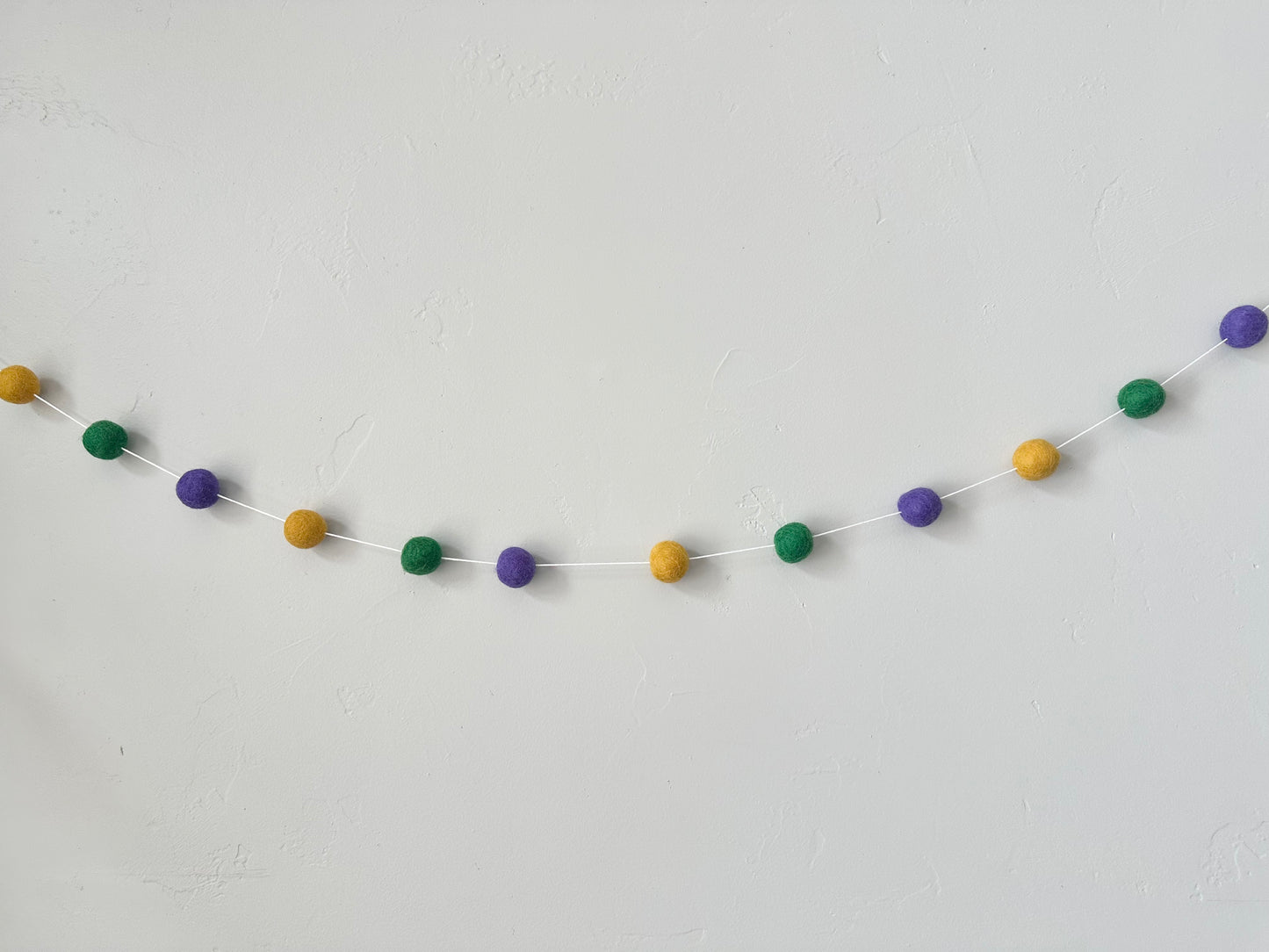 Bright Mardi Gras Garland