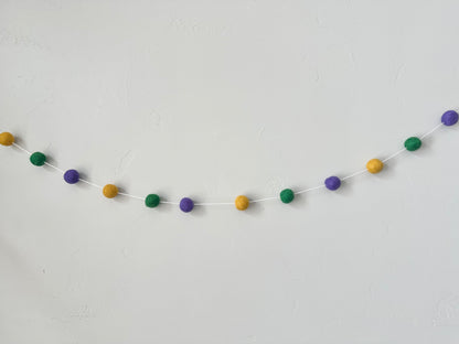Bright Mardi Gras Garland