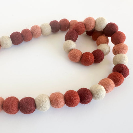 Reds Ombre Felt Ball Garland