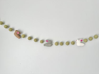 Bunnies in the Grass Garland
