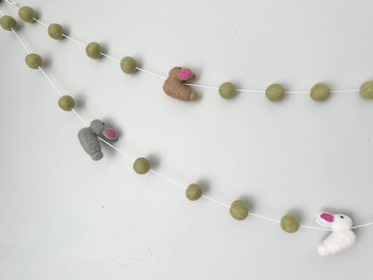 Bunnies in the Grass Garland