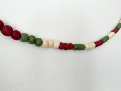 Classy Christmas Color Blocking Garland