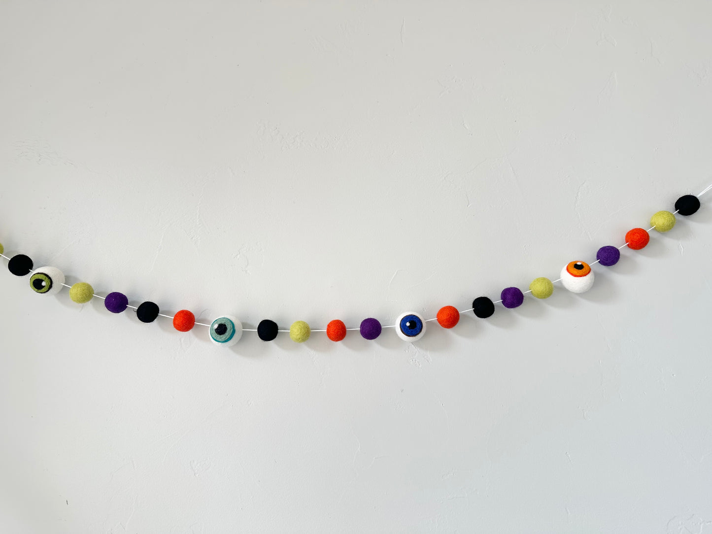 Bright Eyeball Garland