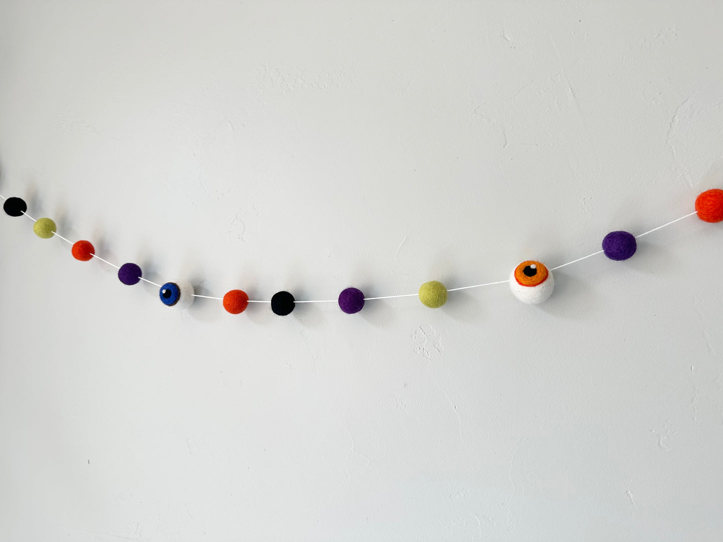 Bright Eyeball Garland