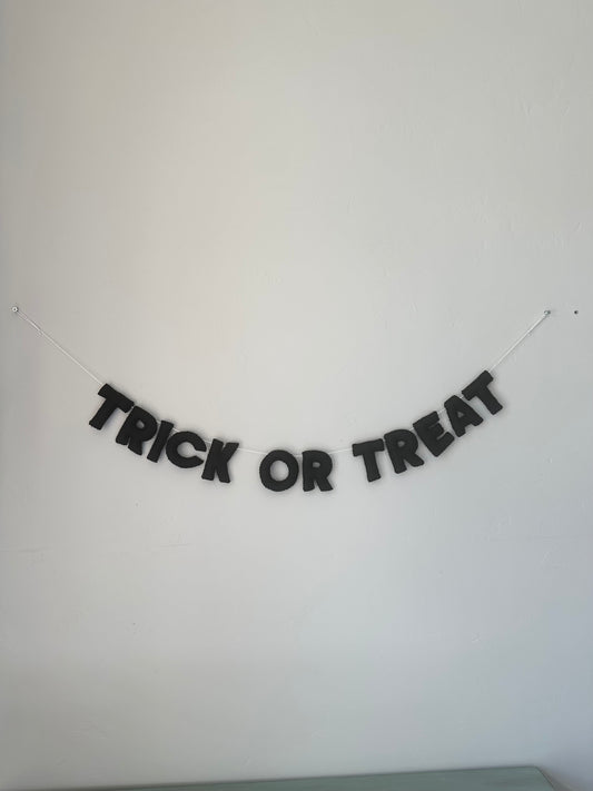 TRICK OR TREAT felt banner - black, gray or orange letters