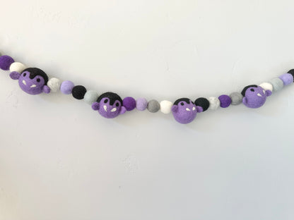 Vampire Head Garland