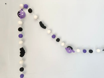 Vampire & Bat Garland
