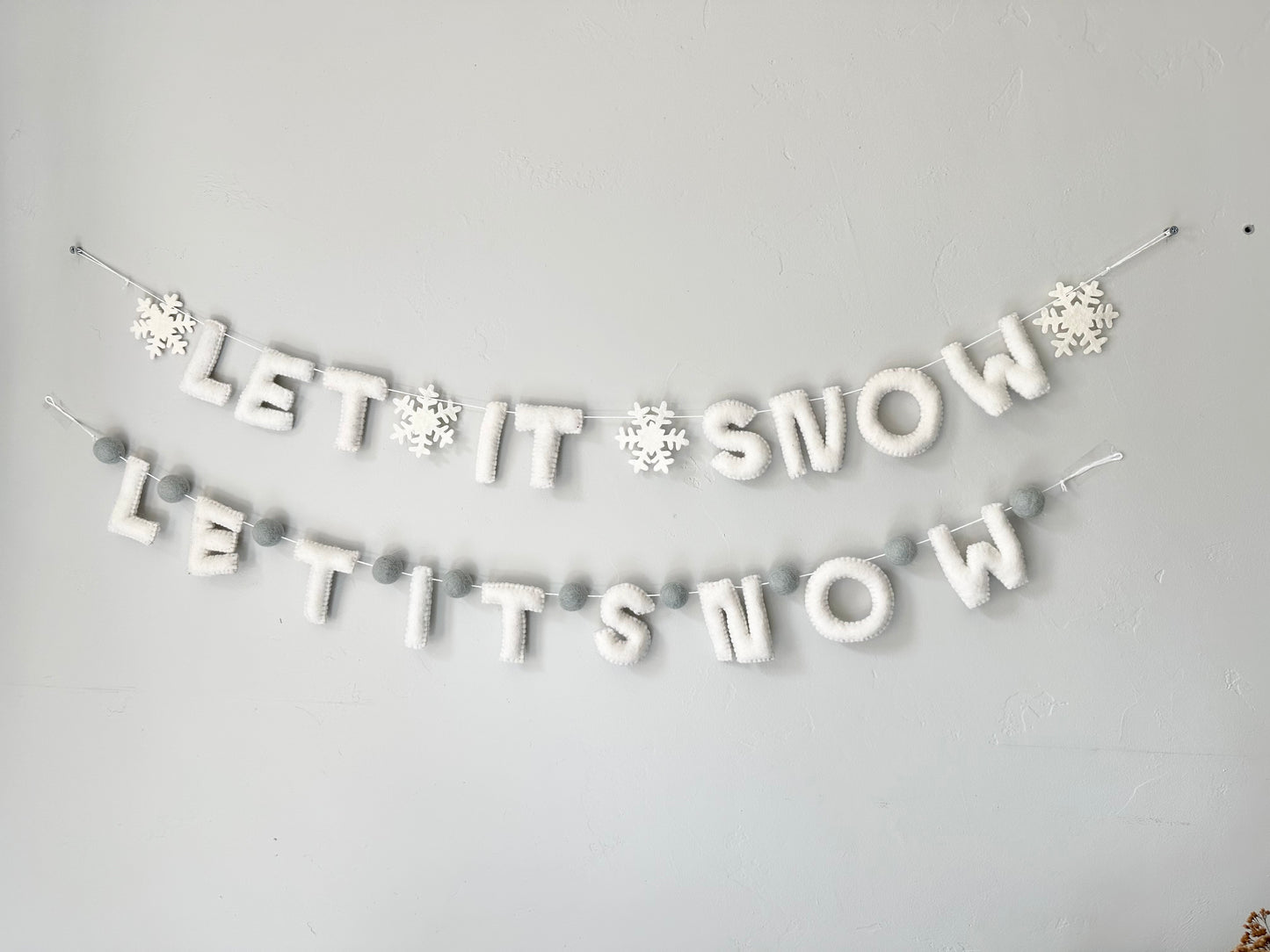 LET IT SNOW felt banner - White Letters