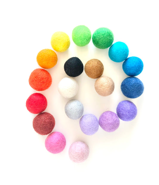 Medium Solid Wool Cat Toys