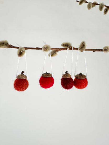 Shades of Red Wool Acorns