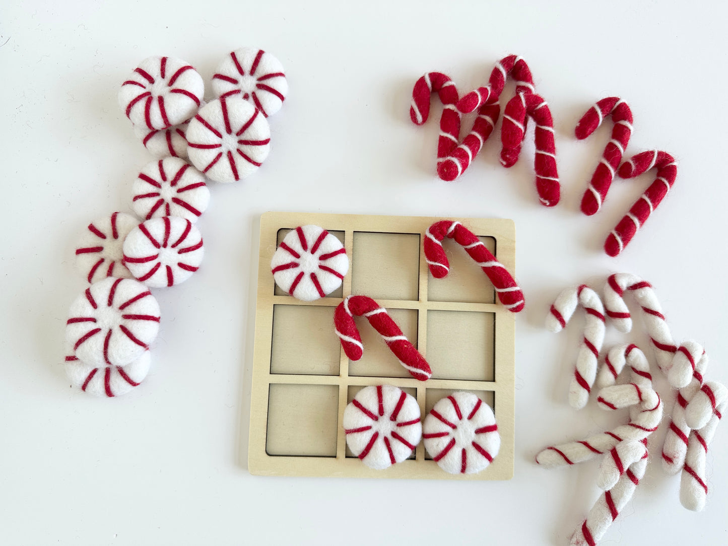 Christmas Candy Tic Tac Toe