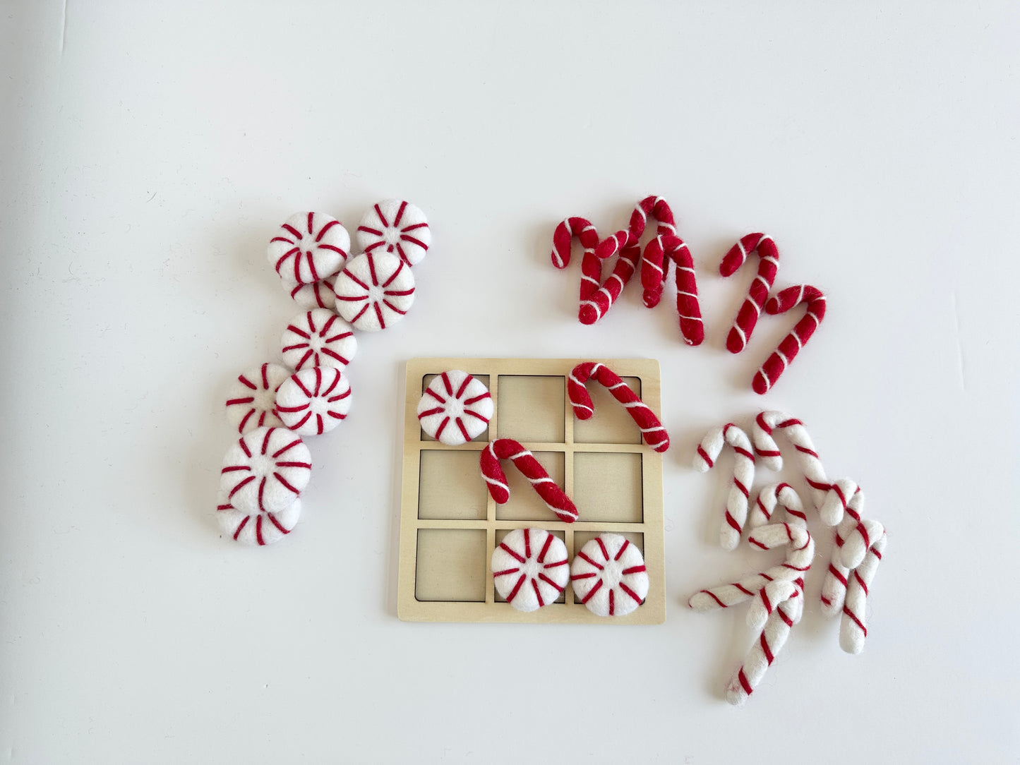 Christmas Candy Tic Tac Toe