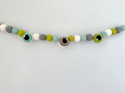 Spooky Eyeball Garland