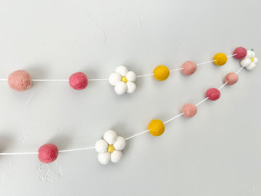 White Daisy Garland