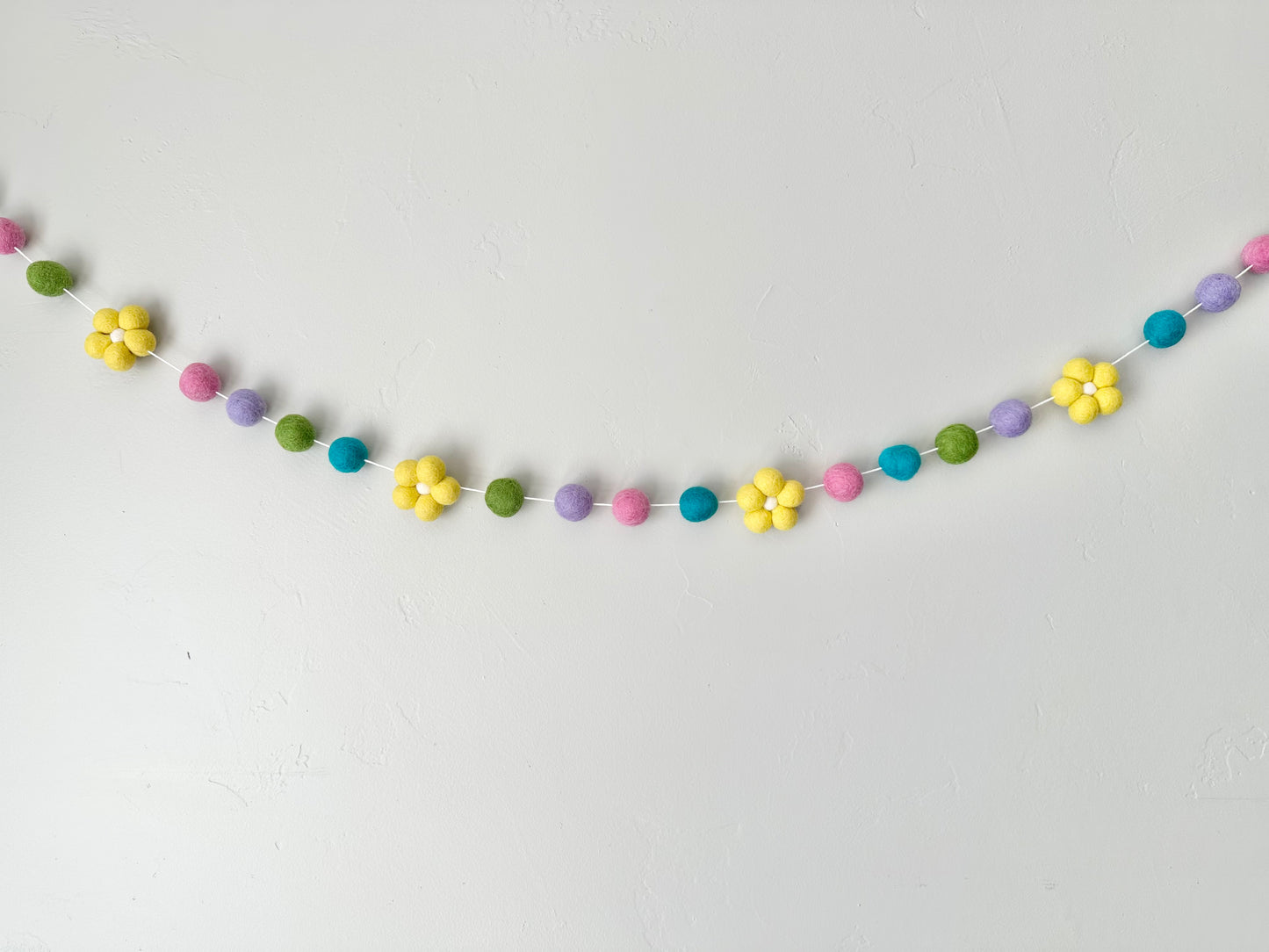 Eastery Yellow Daisy Garland