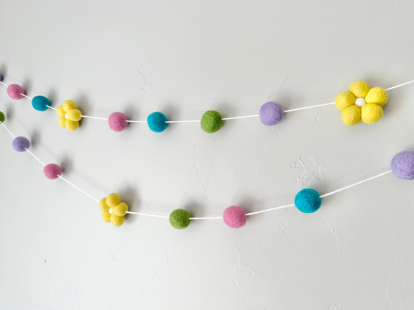 Eastery Yellow Daisy Garland