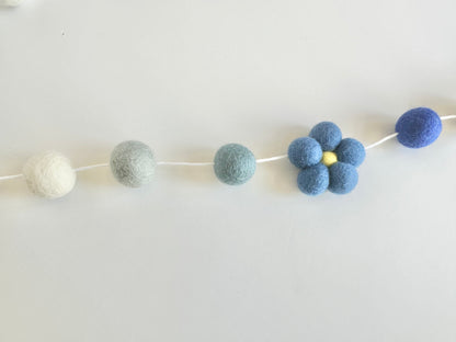 French Blue Daisy Garland