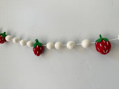 Bright & White Strawberry Garland