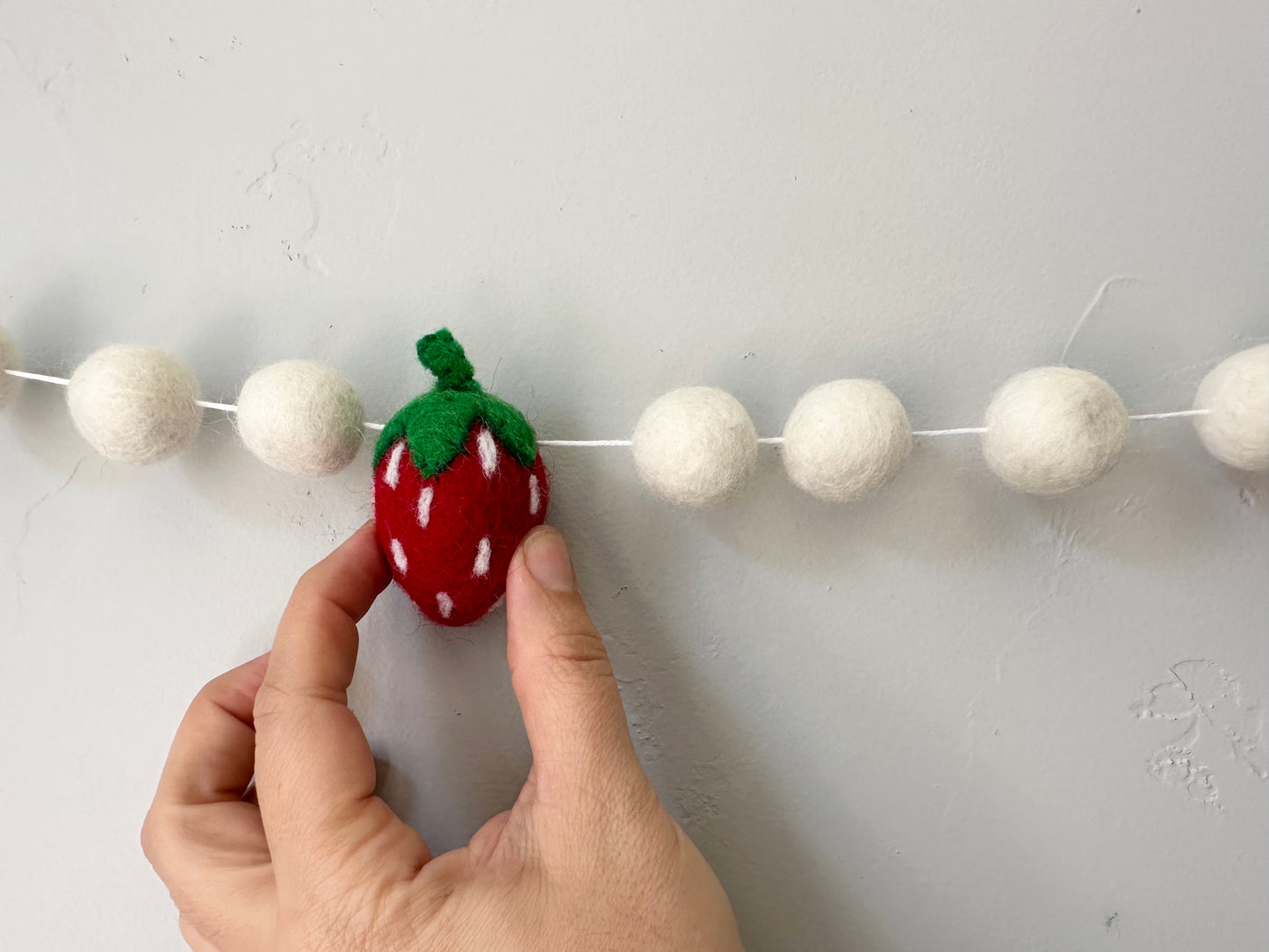 Bright & White Strawberry Garland