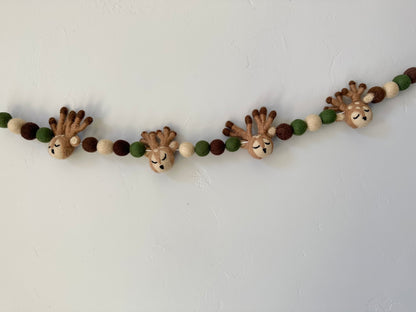 Winter Deer Garland