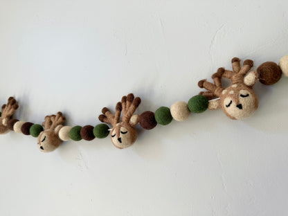 Winter Deer Garland