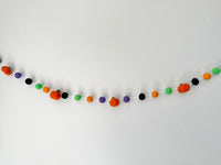 Vibrant Halloween Pumpkin Garland