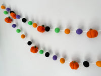 Vibrant Halloween Pumpkin Garland