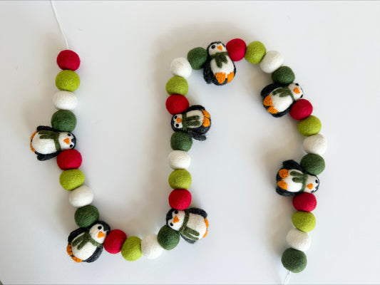 Bright Penguin Garland