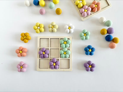 Daisy Tic Tac Toe Set