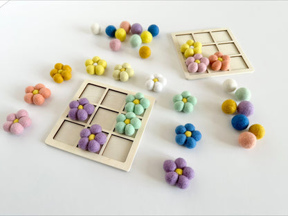 Daisy Tic Tac Toe Set