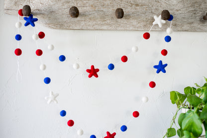 Stars & Stripes Americana Garland