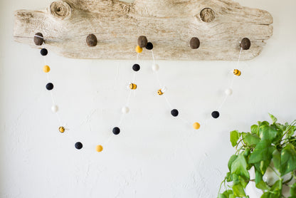 Felt Bumble Bee Garland