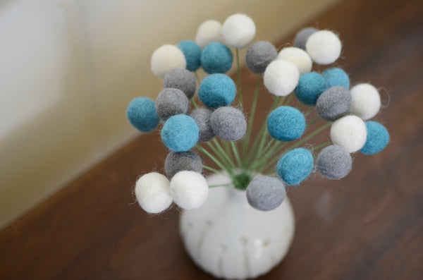 Dutch Blue & Grey Felt Ball Bouquet - Redheadnblue
