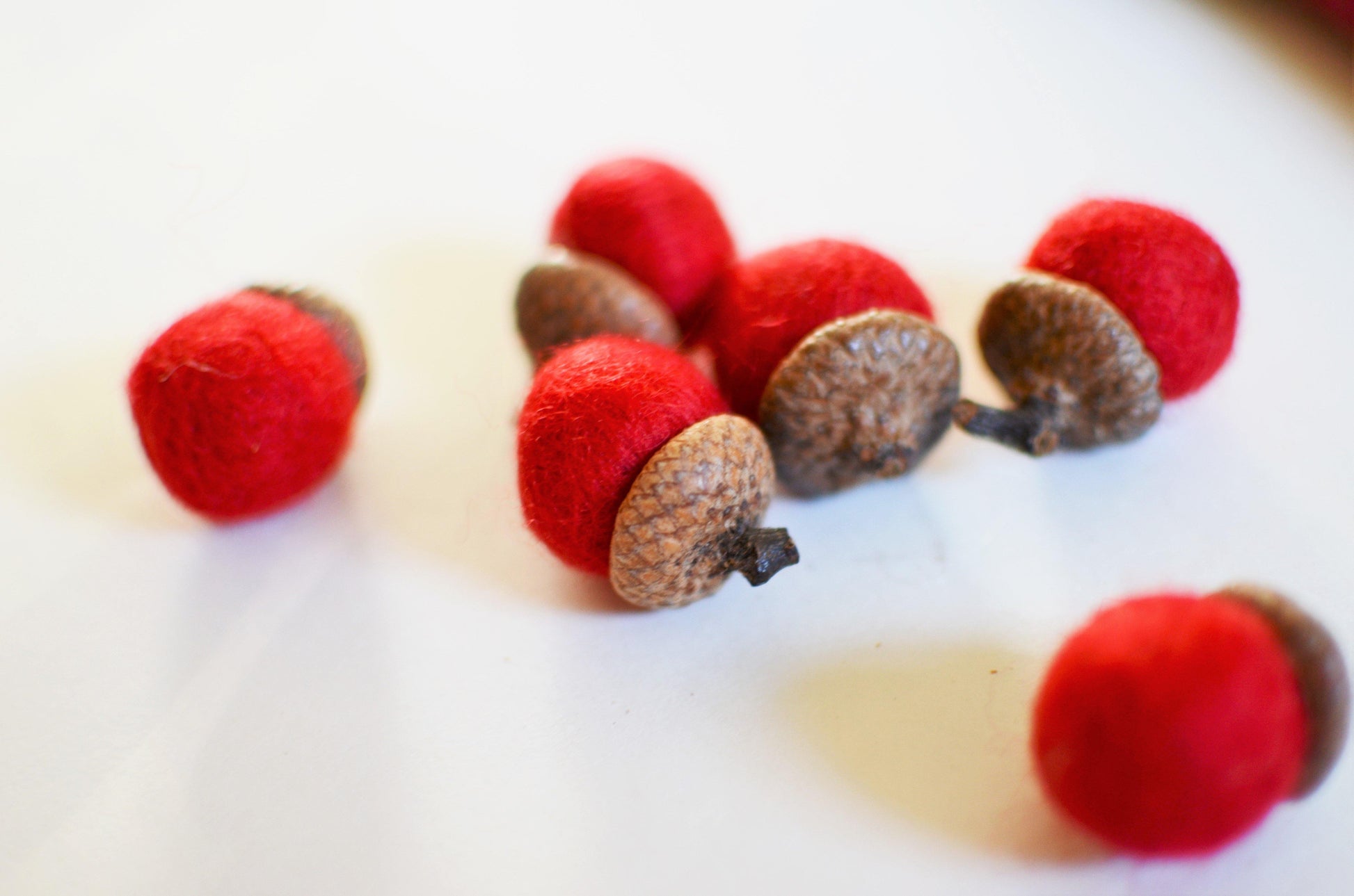 Christmas Wool Acorns - Redheadnblue