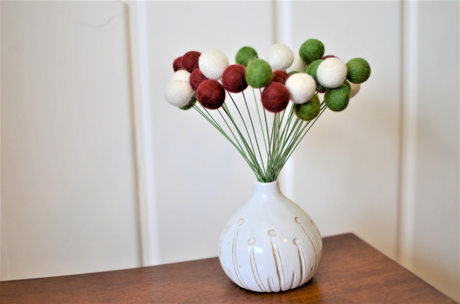 Deep Christmas Felt Ball Bouquet - Redheadnblue