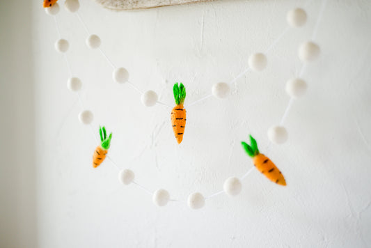 Bunny Tail & Carrot Garland