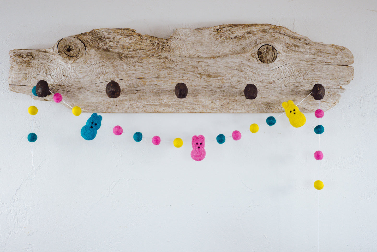 Customizable Easter Bunny Garland