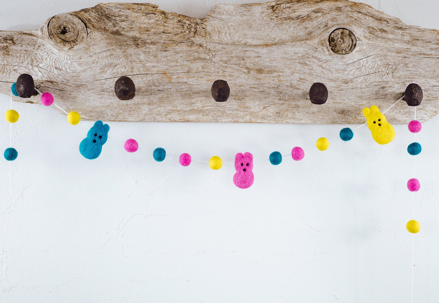 Customizable Easter Bunny Garland