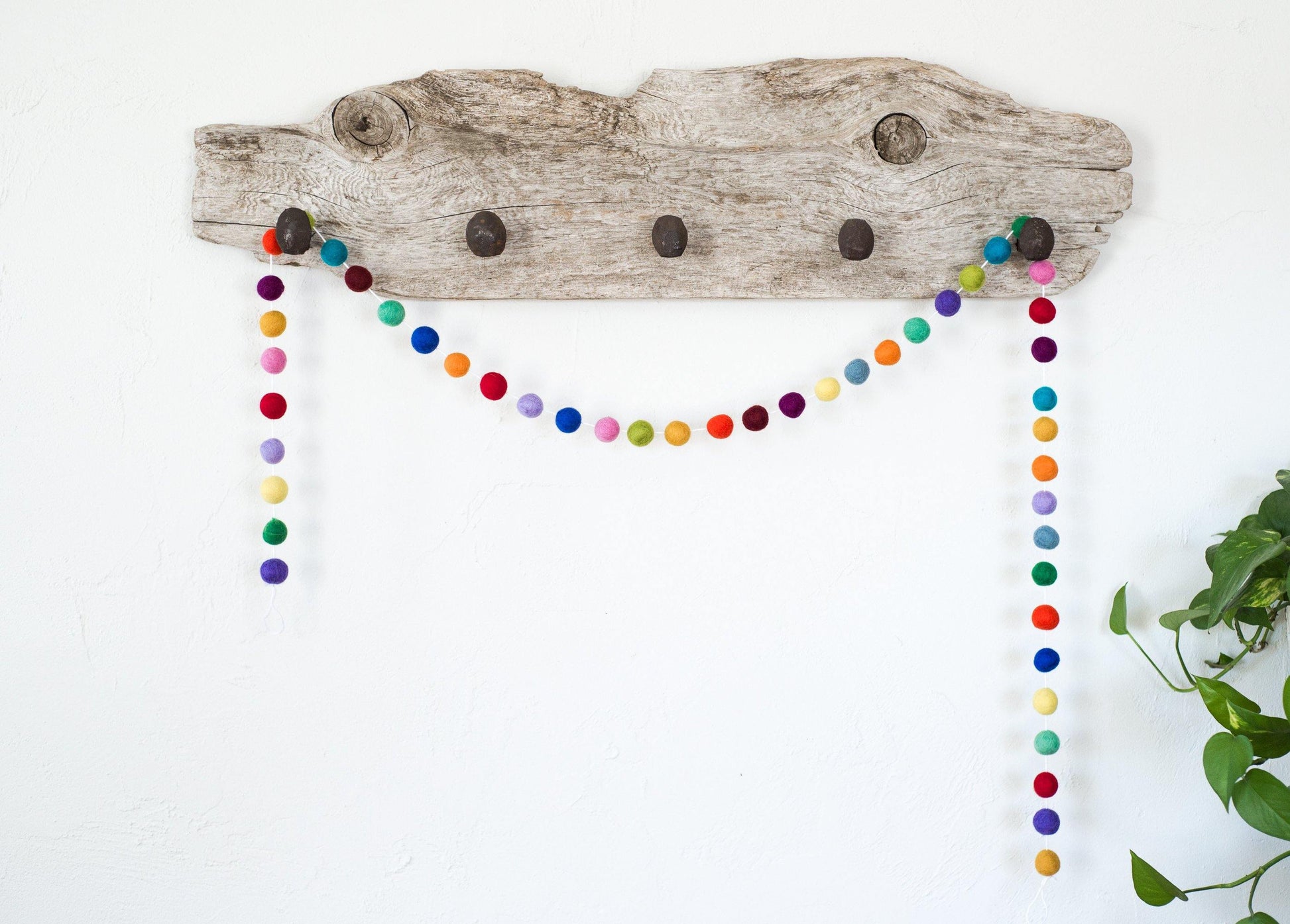 Random Rainbow Garland - Redheadnblue