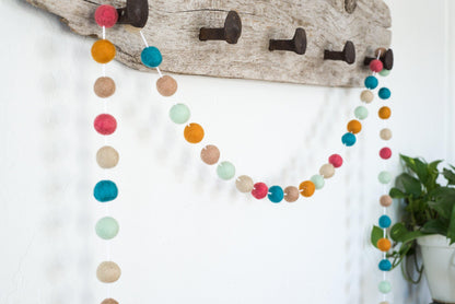 Eastery Spring Garland - Redheadnblue