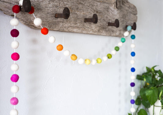 Mod Rainbow Ombre Felt Ball Garland - Redheadnblue