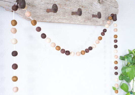 Brown Ombre Felt Ball Garland - Redheadnblue