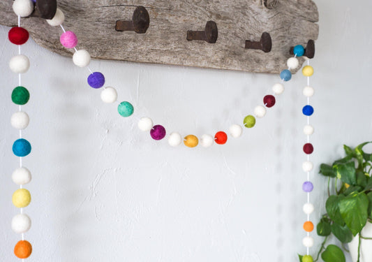 Random Mod Rainbow Felt Ball Garland - Redheadnblue