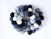 Black to White Ombre Felt Ball Garland - Redheadnblue