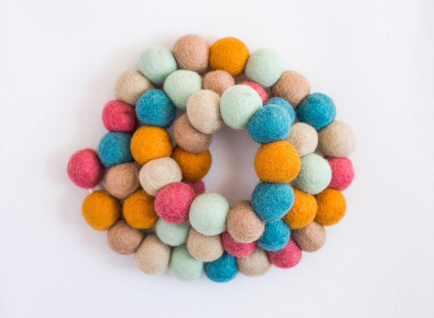 Eastery Spring Garland - Redheadnblue
